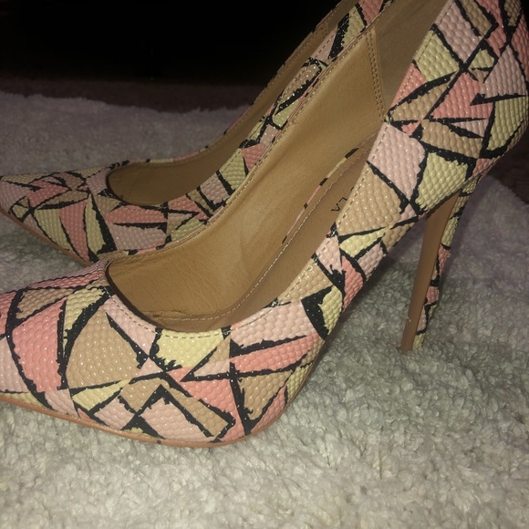 Colorful heels - Picture 3 of 3